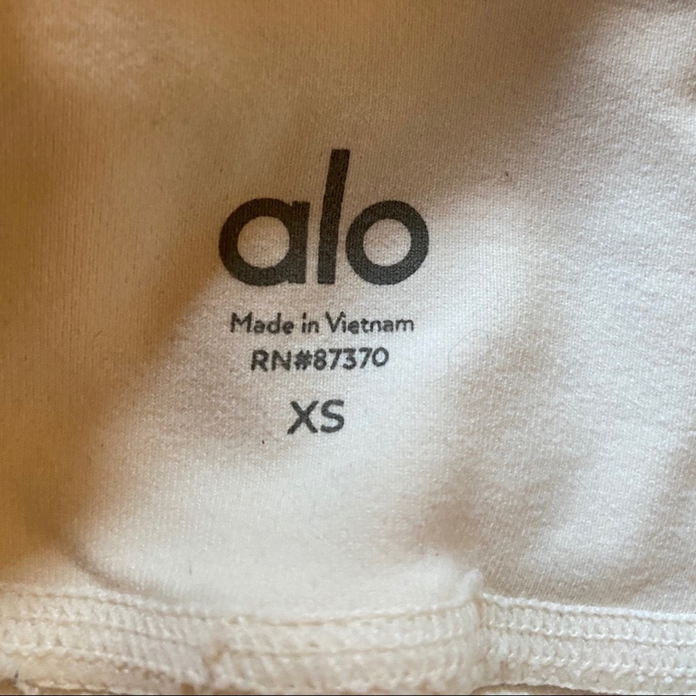 Alo Yoga High-Waist Moto Legging in white XS - Picture 3 of 4